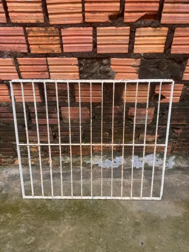 Grade ferro 1,07 x 0,88m