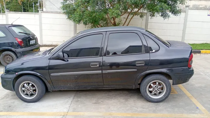 Chevrolet Corsa SED Class.life 1.0/1.0 Flexpower (álcool) 2005
