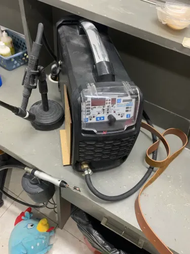 Máquina de solda titânio p/ barra de protocolo 