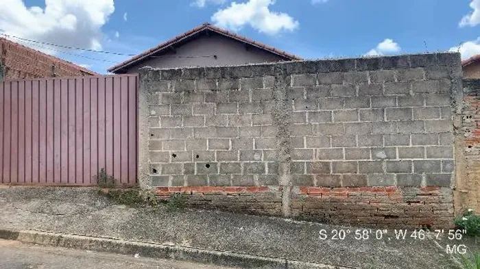 Imóvel com potencial de valorização Casa no Coracao Eucaristico, Carmo do Rio Claro - MG,