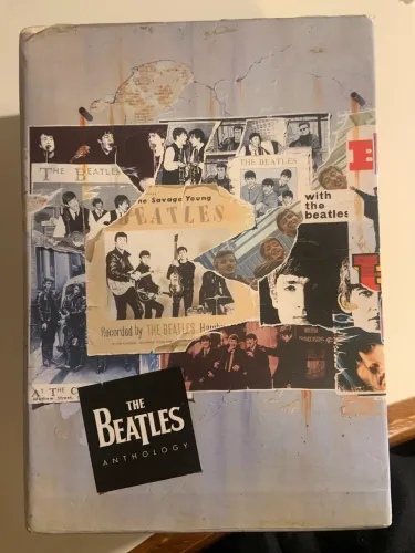 Beatles Anthology DVD box