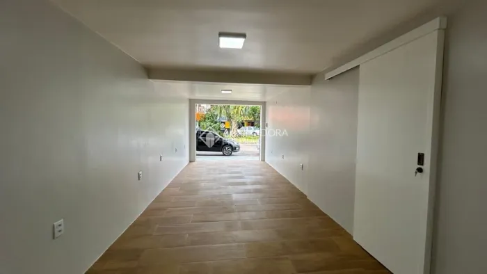 SALA COMERCIAL DE 30 M³ NO BAIRRO ANAIR