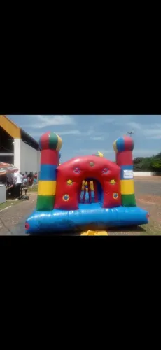 Vende se pula pula inflável! O brinquedo que as crianças amam!