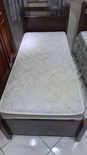 Cama de solteiro