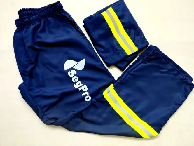 Uniforme Em Geral