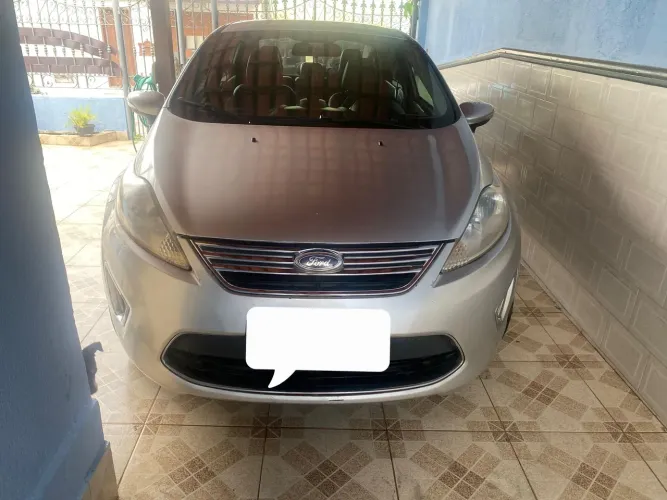 Ford Fiesta Sedan SE 1.6 16V Flex 4P 2013