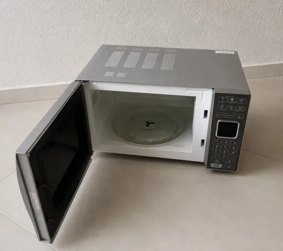 Micro-ondas espelhado Philco PME25