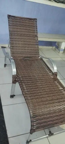 Vendo duas espreguiçadeiras em alumínio e junco! Valor unitário!