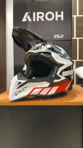 Capacete Airoh Wraaap Reloaded Motocross Off Road Trilha