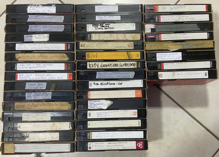 Fitas VHS vcr Lote vídeo k7 com gravações da tv. Leia a descrição