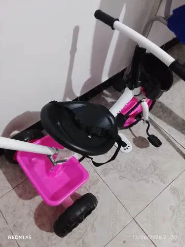 Triciclo infantil