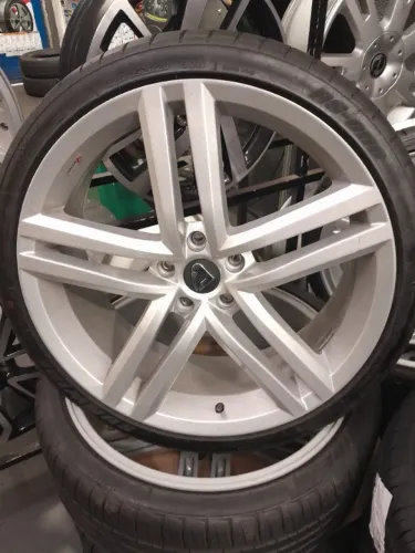 Rodas Volcano New Strong Aro 20