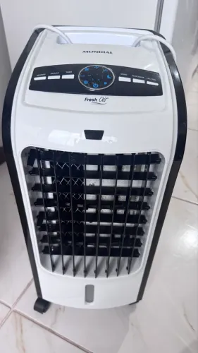 Ventiladores e vassoura elétrica todos com defeito 