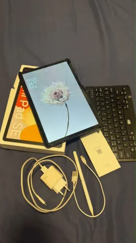 Redmi Pad SE 11? - Kit completo com teclado e acessórios