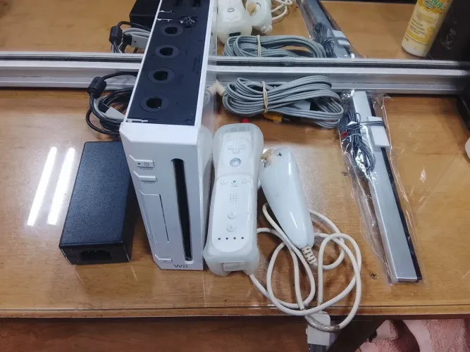 Nintendo Wii (leia a descrição )
