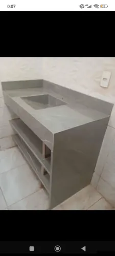 Pia Escupida De Banheiro Feita Em Porcelanato. ?