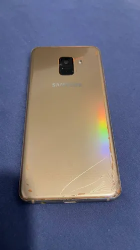 Galaxy A8 retirada de peças