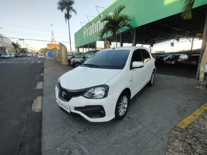Toyota Etios X Plus 1.5 Flex 16V 5P Aut. 2020