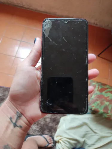 Lote c/4 telefones