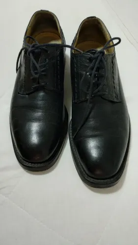 Sapato de couro costurado à mão Happy Man