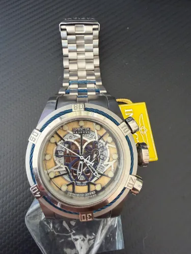 *INVICTA RESERVE VENOM SKELETON SWISS MADE* ?