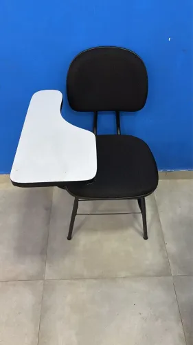 CADEIRAS UNIVERSITÁRIAS