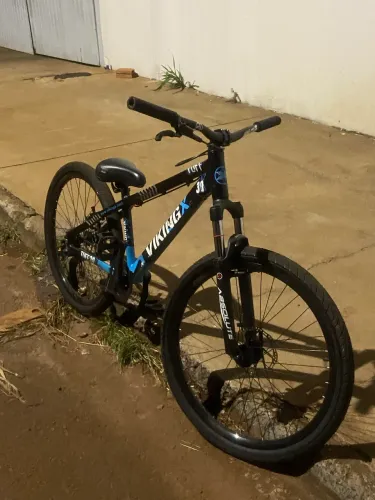 Vende-se ou troco por motinha elétrica foston X-13