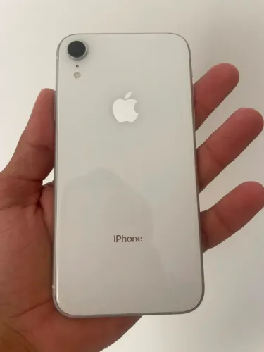 iPhone XR - 64GB