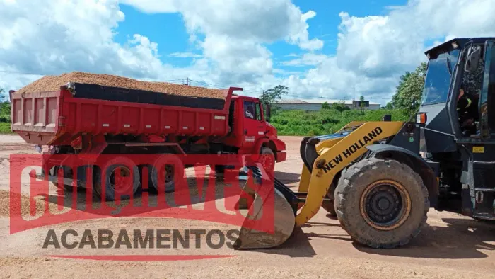 AREIA E SEIXO | ENSACADOS 20KG E A GRANEL | ENTREGA
