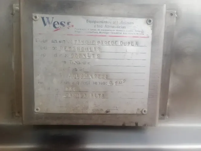 Vendo tanque de inox parede dupla 