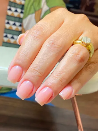 Vaga para manicure Nail Designer