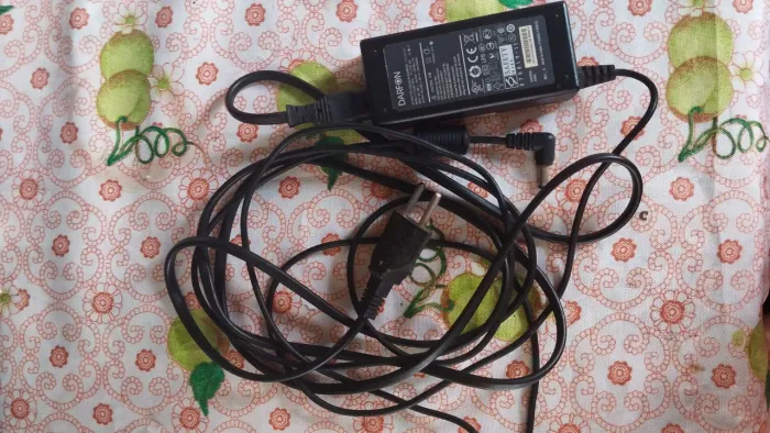 ? Carregador Notebook DARFON Original - 65W