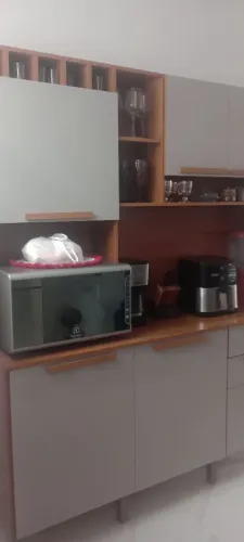 Vende-se armário de cozinha novo