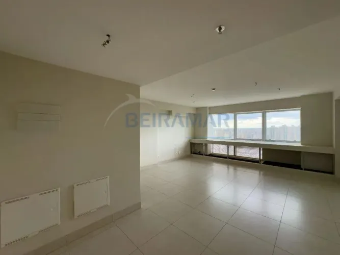 Sala Corporativa à Venda no Connect Towers - Águas Claras