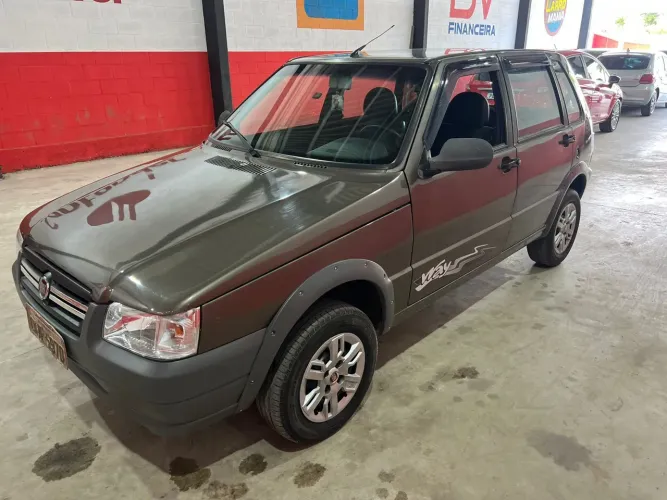 Fiat Uno Mille Celeb. WAY Econ. 1.0 F.flex 4P 2013