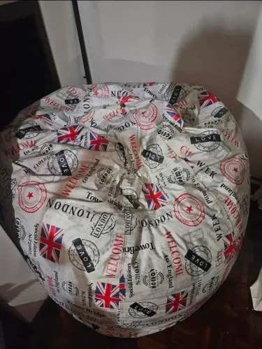 Puff grande estampa Inglaterra nunca usado7