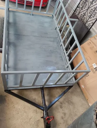 Vende-se carretinha para carro ou moto