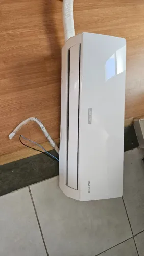 Ar-condicionado Agratto Inverter 9.000 BTUs Completo + Controle