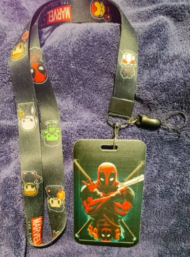 Porta Crachá Astronauta/ Porta Crachá Deadpool
