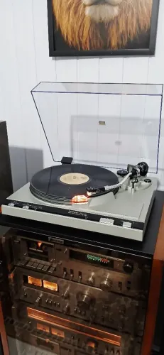 Toca discos technics SL-5200
