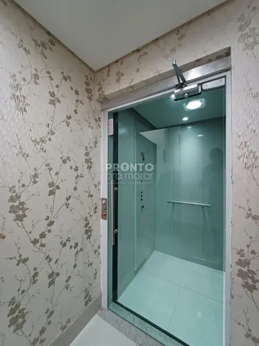 Casa de Condomínio com 5 quartos em Aldeia