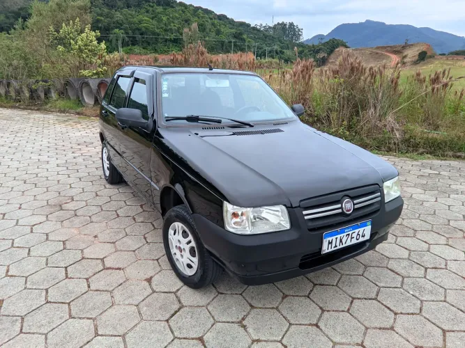 Fiat Uno Mille 1.0 Fire/ F.flex/ Economy 4P 2012