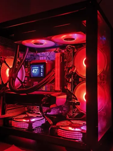 Pc gamer i5 14400f rx 7600, placa mãe msi H610Mg Pro, 16gb ddr4 xpg, ssd 1tb nvme