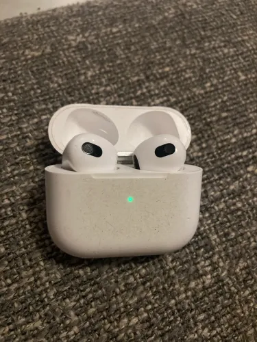 Apple AirPods 3ª Geração