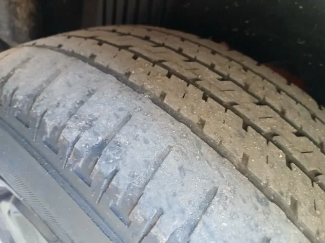 Pneu 215 65 16 bridgestone