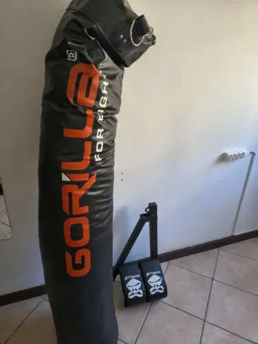 Saco de pancadas 160cm + par de luvas Gorilla