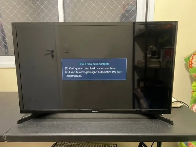 Smart TV Samsung 32" em Excelente Estado - Funcionando 100%