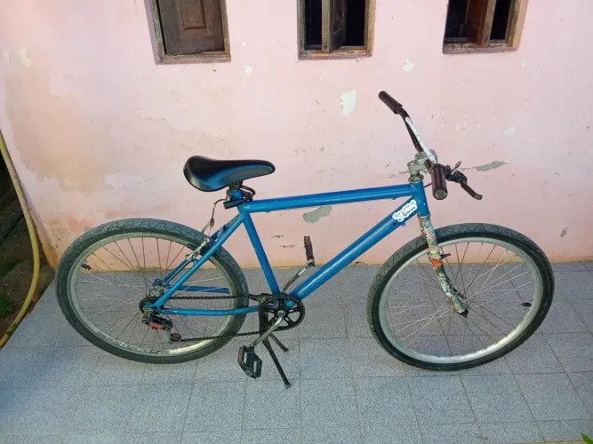 Bicicleta em bom estado aceito trocas