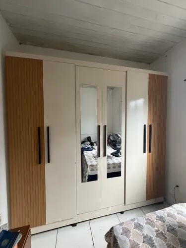 Guarda roupa casal