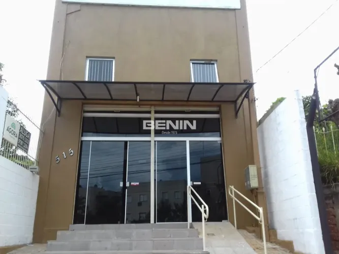 Venda de Pavilhão/Prédio Comercial em Canoas-RS, bairro Olaria com 108m² Área Const. Venda